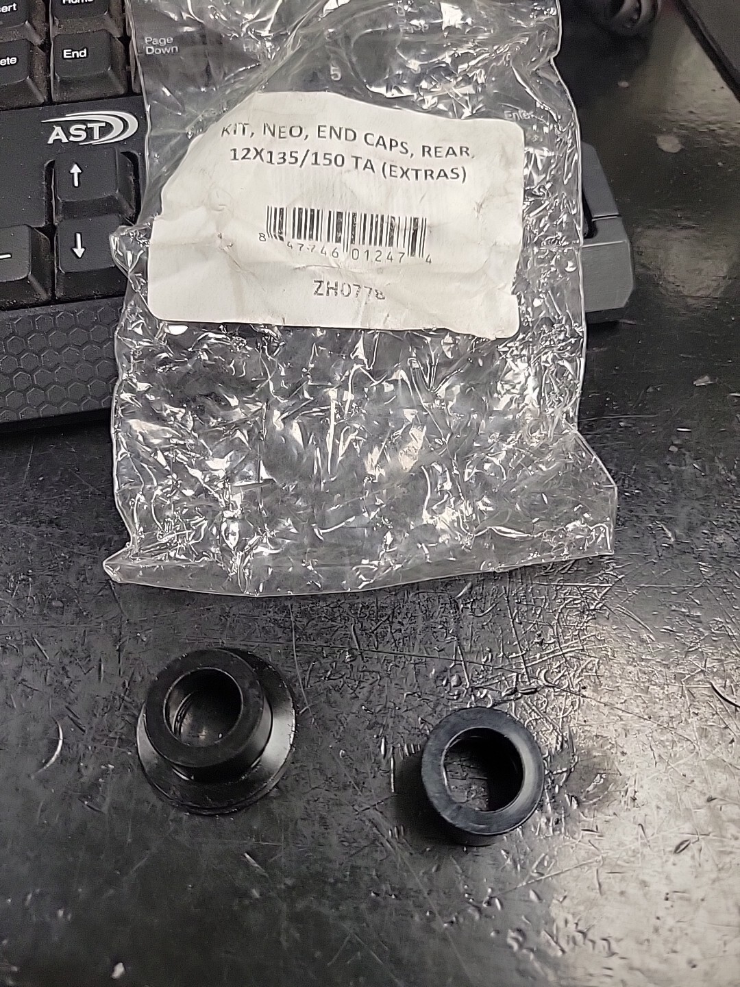 Stans No Tubes Neo E-sync Hub End Caps 12×135/150 ZH0778