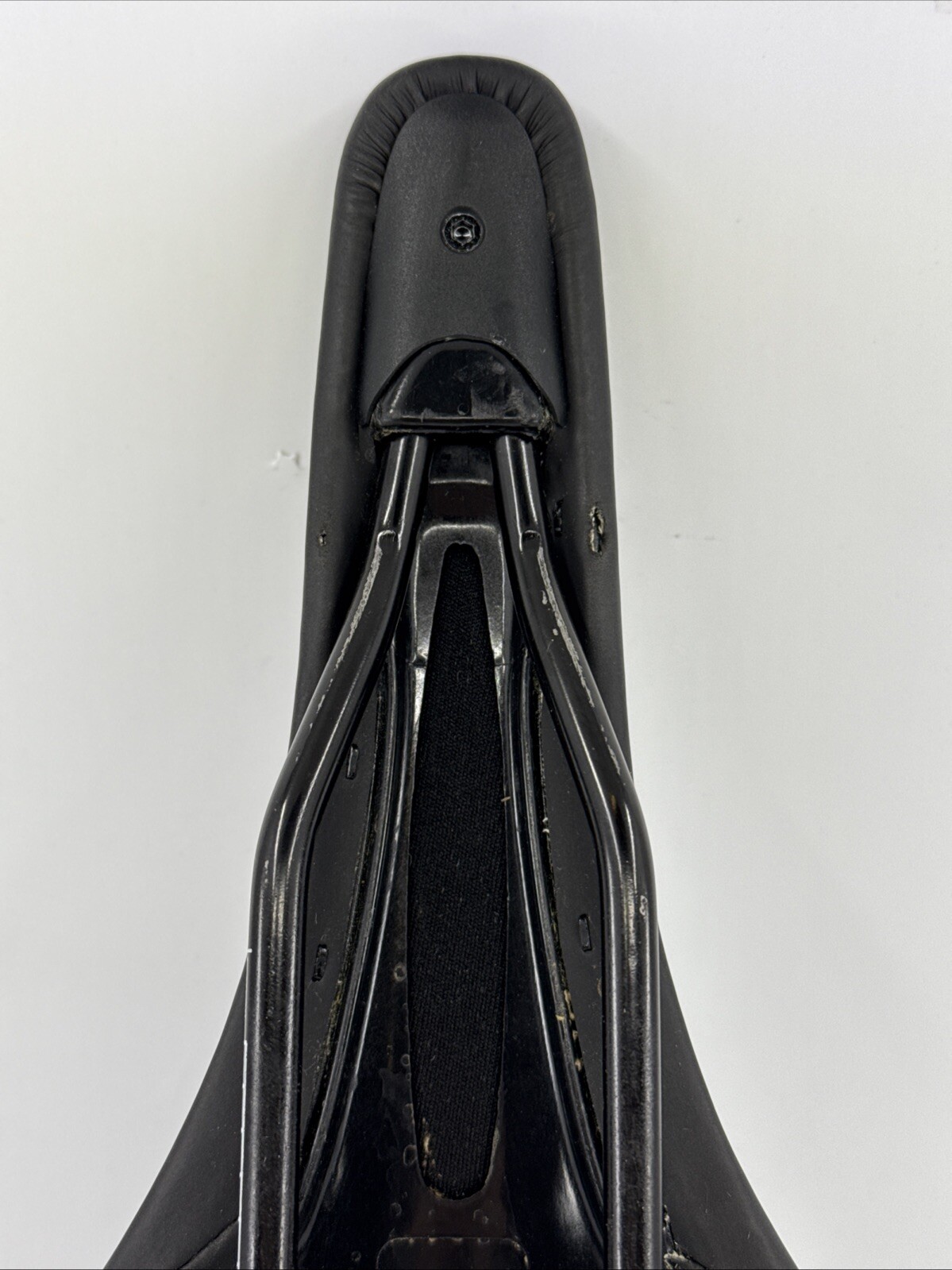 SDG FALCON 280mm x 140mm Steel Rail Black & White Saddle NEW BIKE TAKE-OFF