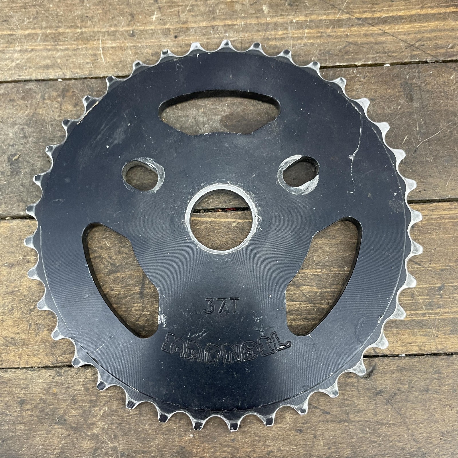 MacNeil BMX Sprocket Chainring 37T Steel Black Freestyle Mid SChool Alloy 37