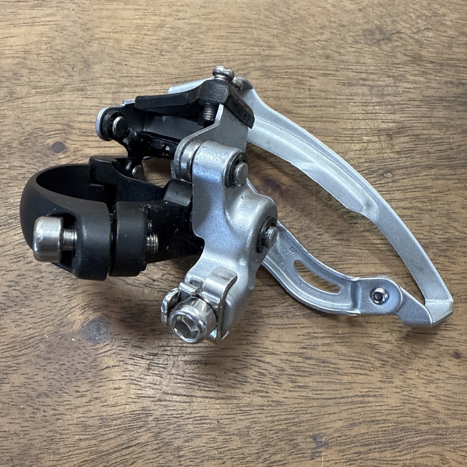 Shimano Deore LX Front Derailleur FD-M570 Top Pull 31.8mm Clamp On