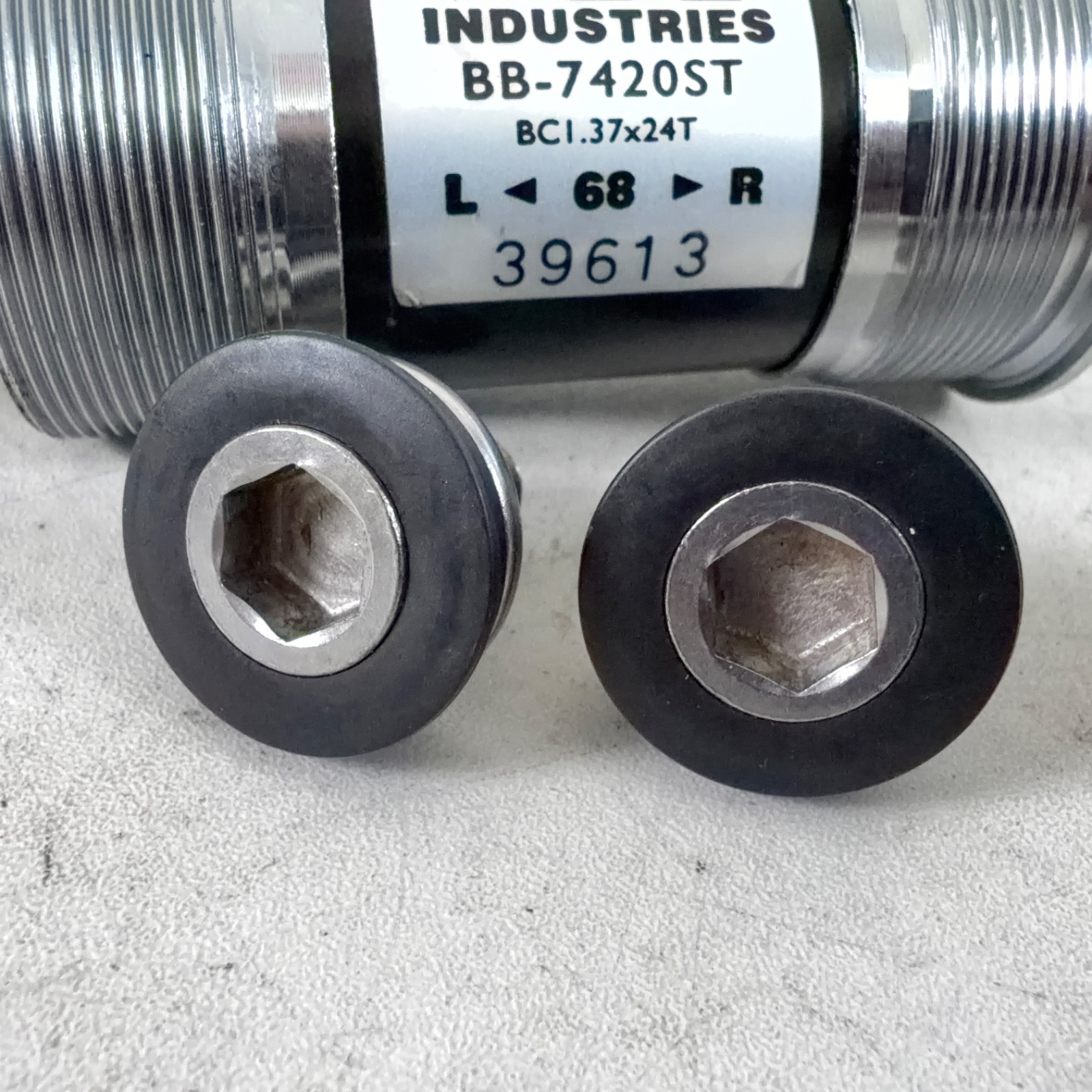 TH Industries Square Taper Bottom Bracket 68/113mm