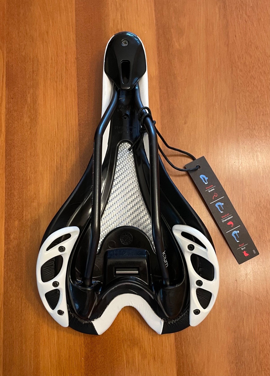 Fizik Aliante Gamma Saddle, Kium Rails, Black / White, Brand New In Original Box