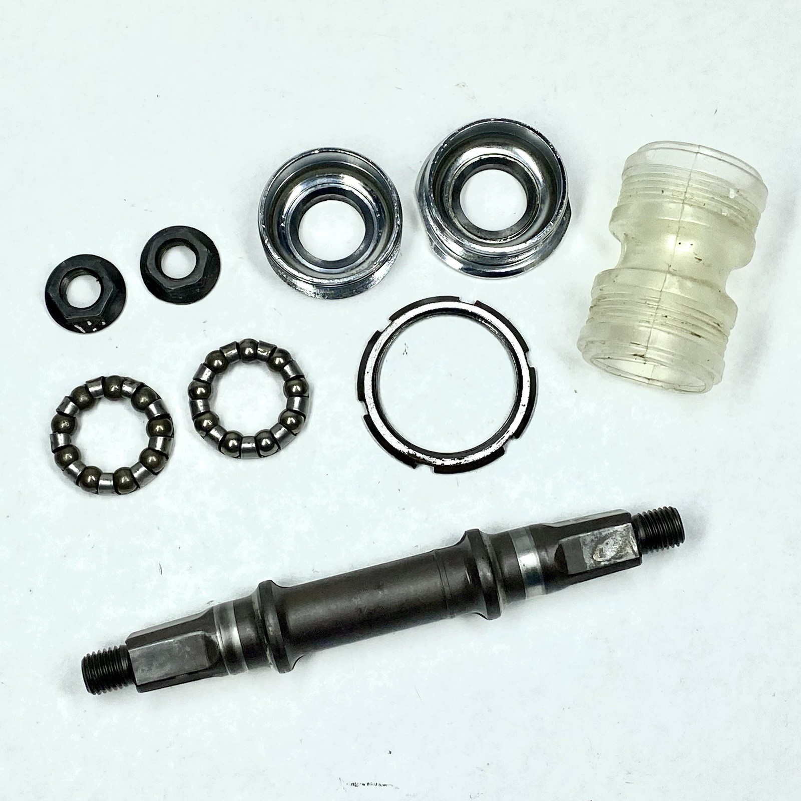 SUGINO / SR SAKAE BOTTOM BRACKET 68-113 MM BSA