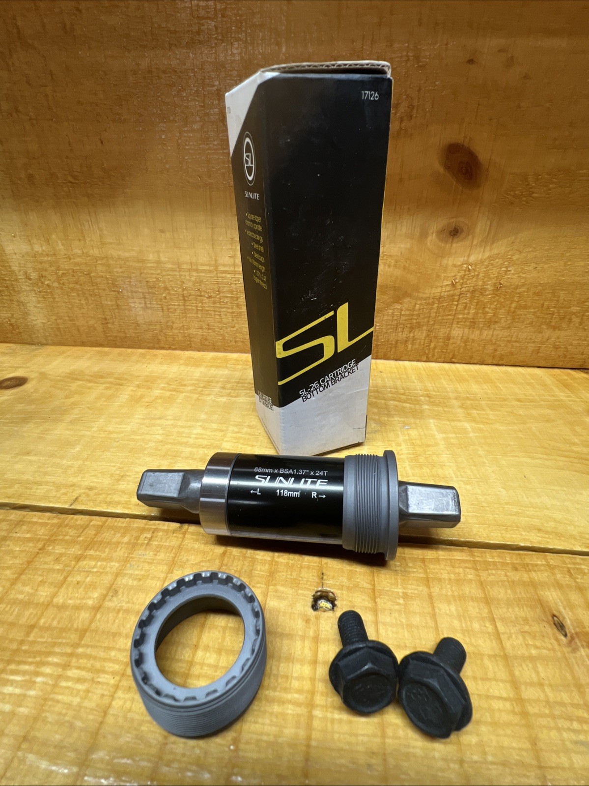 Sunlite SL-26 BSA Square Taper Bottom Bracket with Sealed Bearings