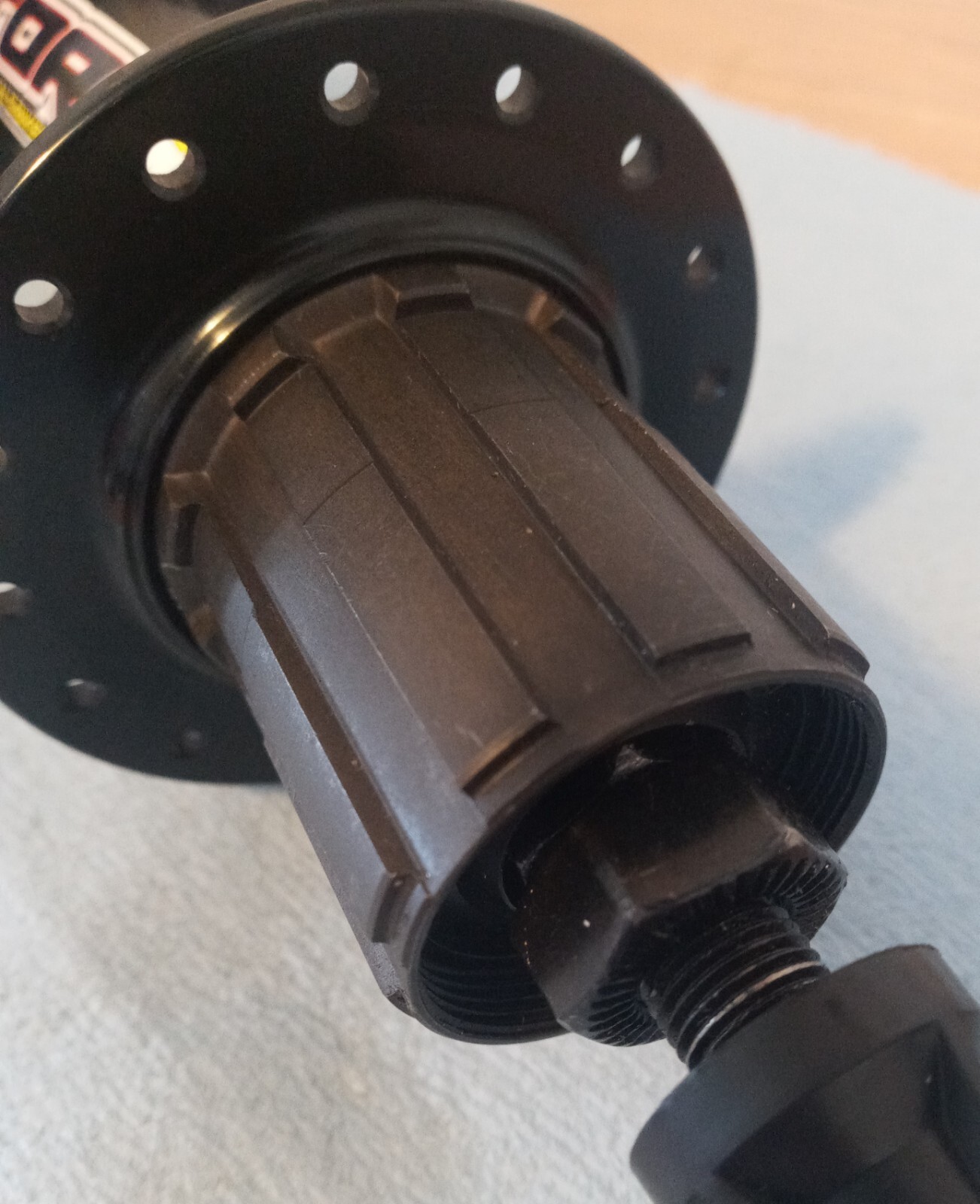 Fat bike rear hub 190mm 32 hole aluminum QR 8/9/10 speed Cassette disc type.