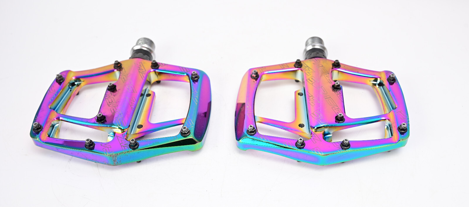 SUPACAZ ePedals – Alloy – Oil Slick – Road Gravel Mountain BMX Bike Pedal 9/16″