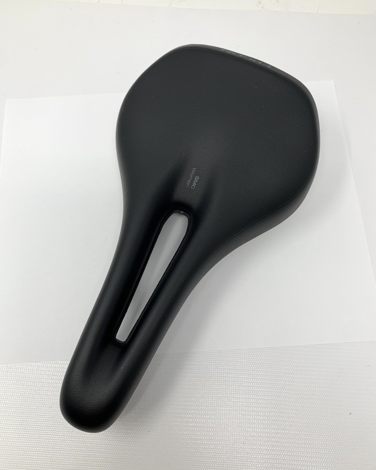 ERGON SMC Women’s Small / Medium Cromo Saddle – New Take Off