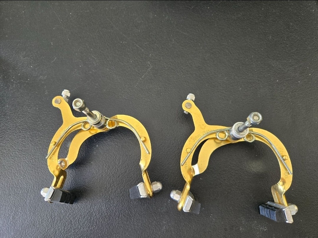 2 Nos 81 Dia Compe Gold 890 Caliper Brakes 04/80
