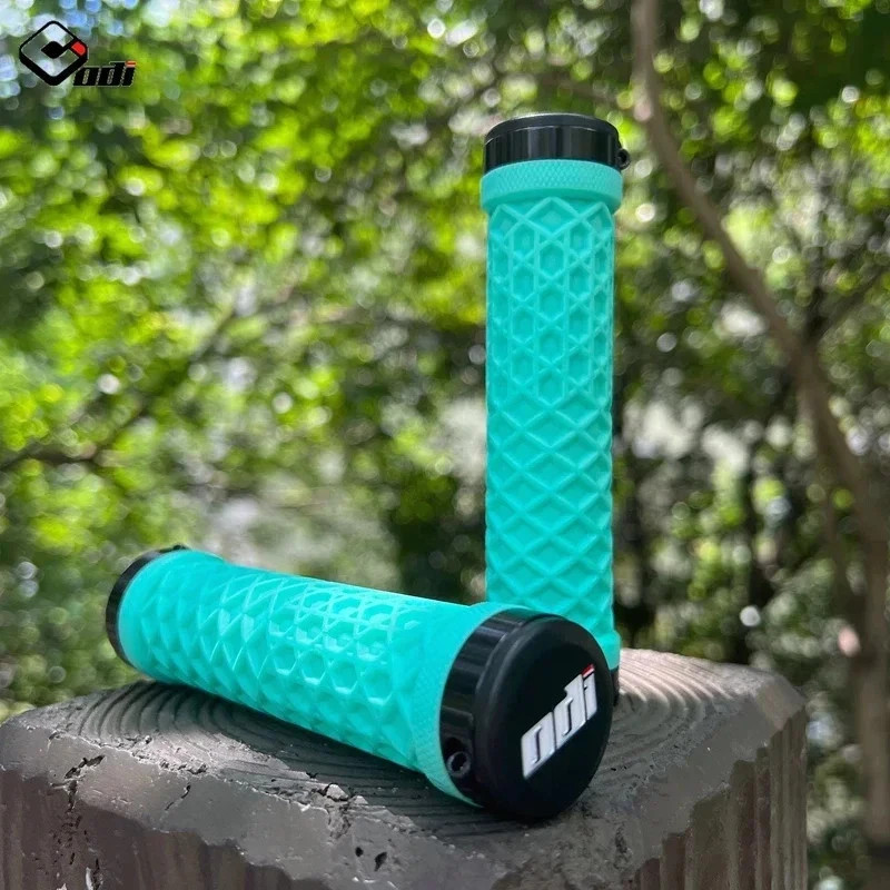 Van Bicycle Handlebar Grips Lock-On Anti-slip Shock Absorption Double Lock Ring