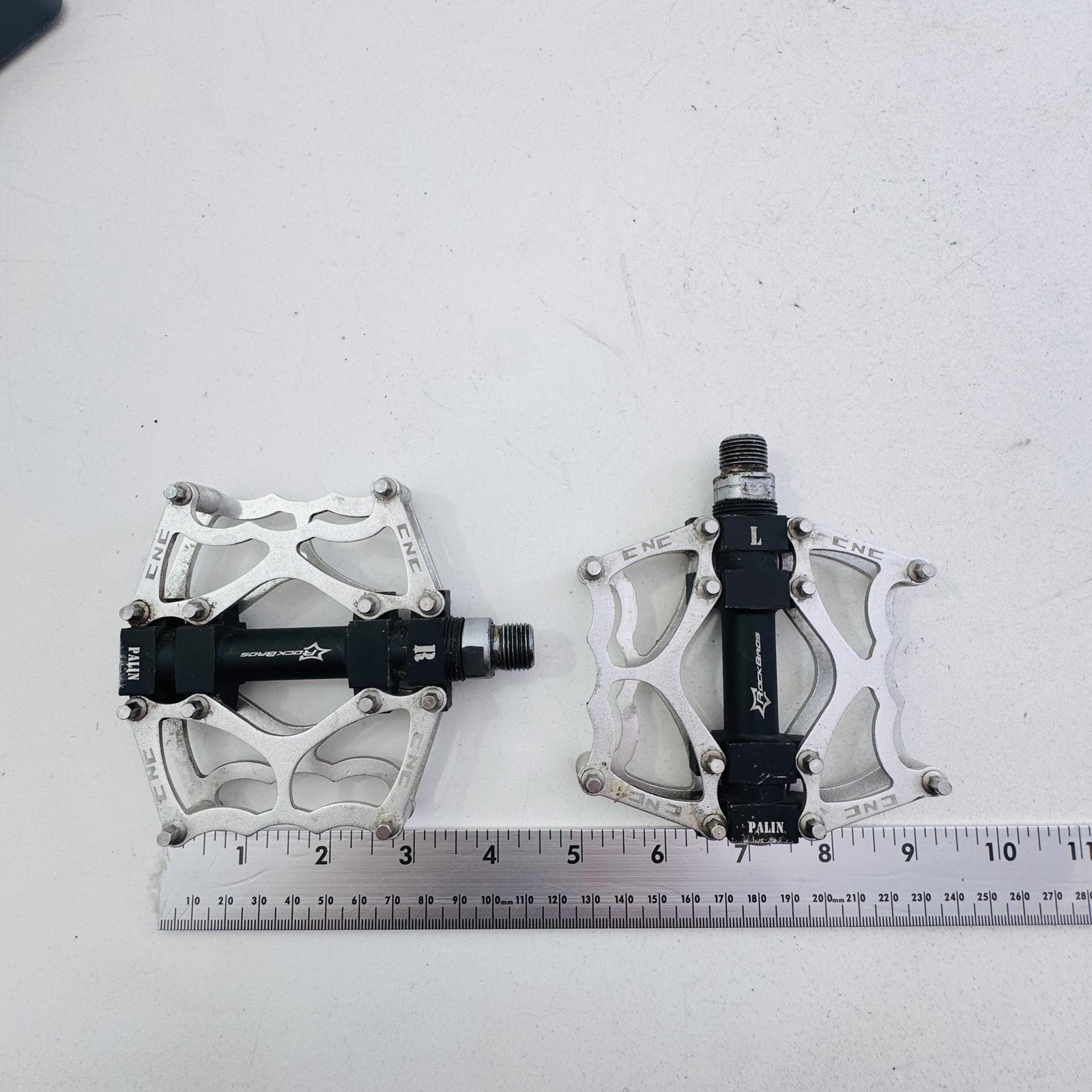 RockBros Palin Platform Bike Pedals Silver Black 9/16 In Flat MTB BMX CNC A80