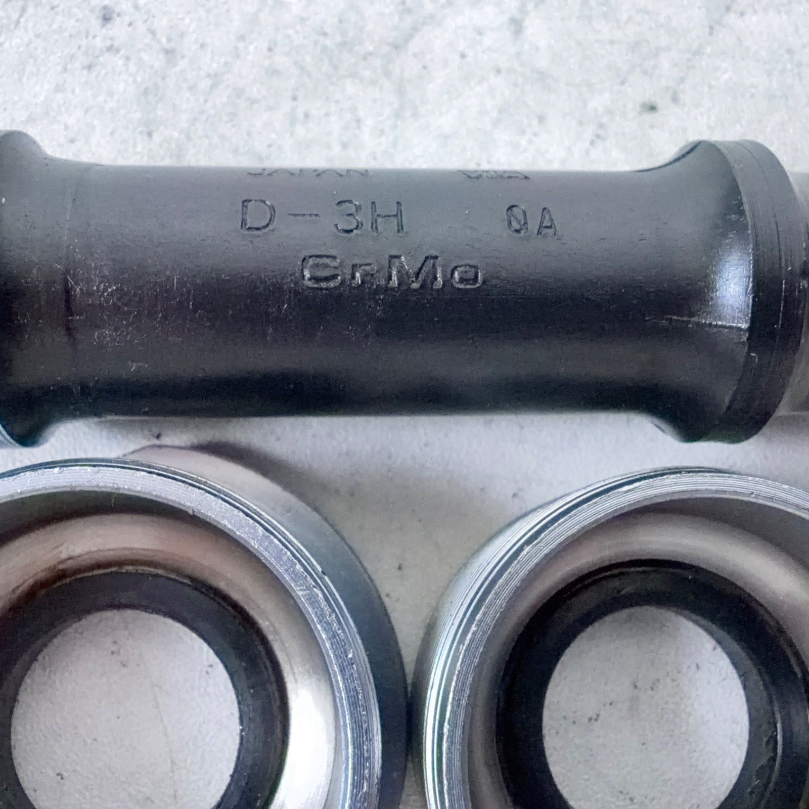Shimano Vintage Square Taper Bottom Bracket 68-113mm English Threaded CR-MO