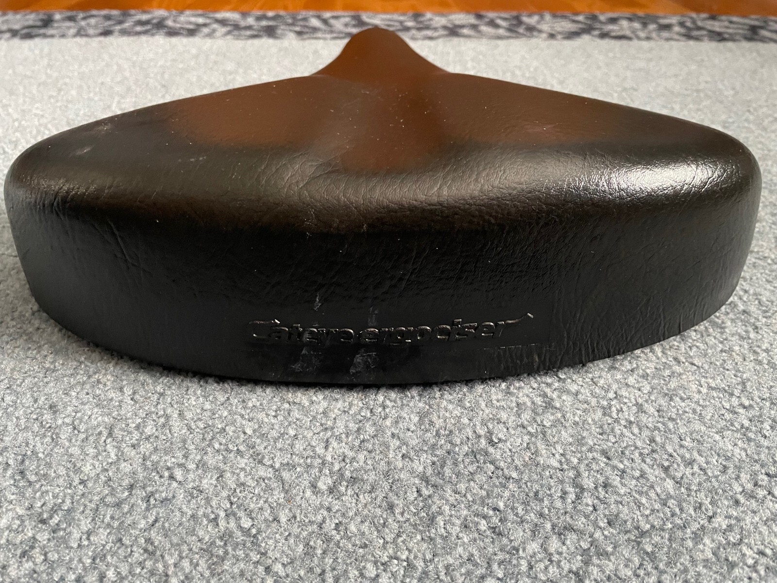 Cateye Ergociser Oversized Bike Seat, Comfortable Replacement Bicycle Seat