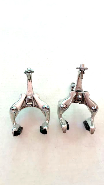Vintage Shimano 600 AX Aero brakes – lightly used – Complete and EXCELLENT !