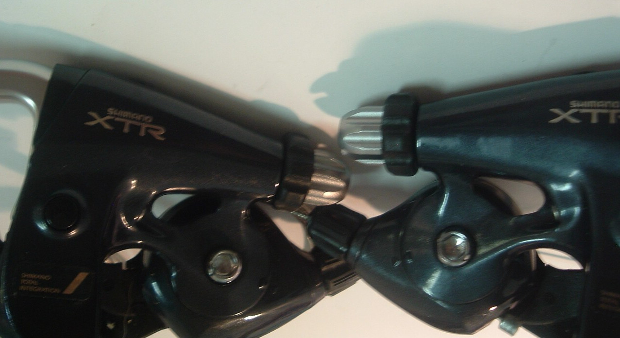 Shimano XTR 3×8-Spd ST-M900 Shifters/Brake Levers MTB NEW/NOS- RF+ STI -NIB