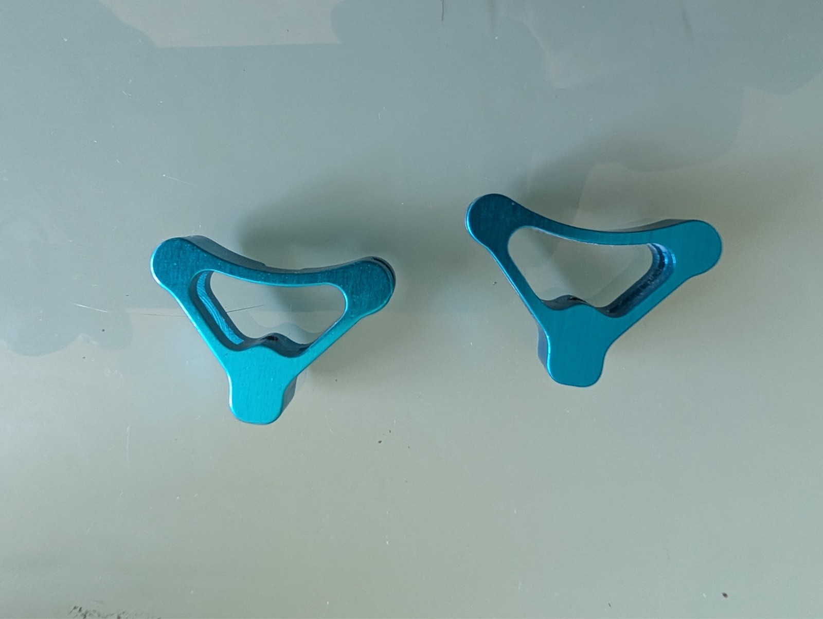 Avid Tri Dangle Cantilever Brake Cable Hanger Arch NOS Blue/Turquoise USA FOR 1