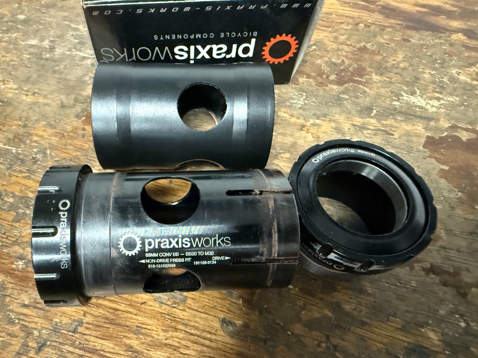 PRAXIS WORKS BB30/PF30 to M30 68mm ROAD Bottom Bracket