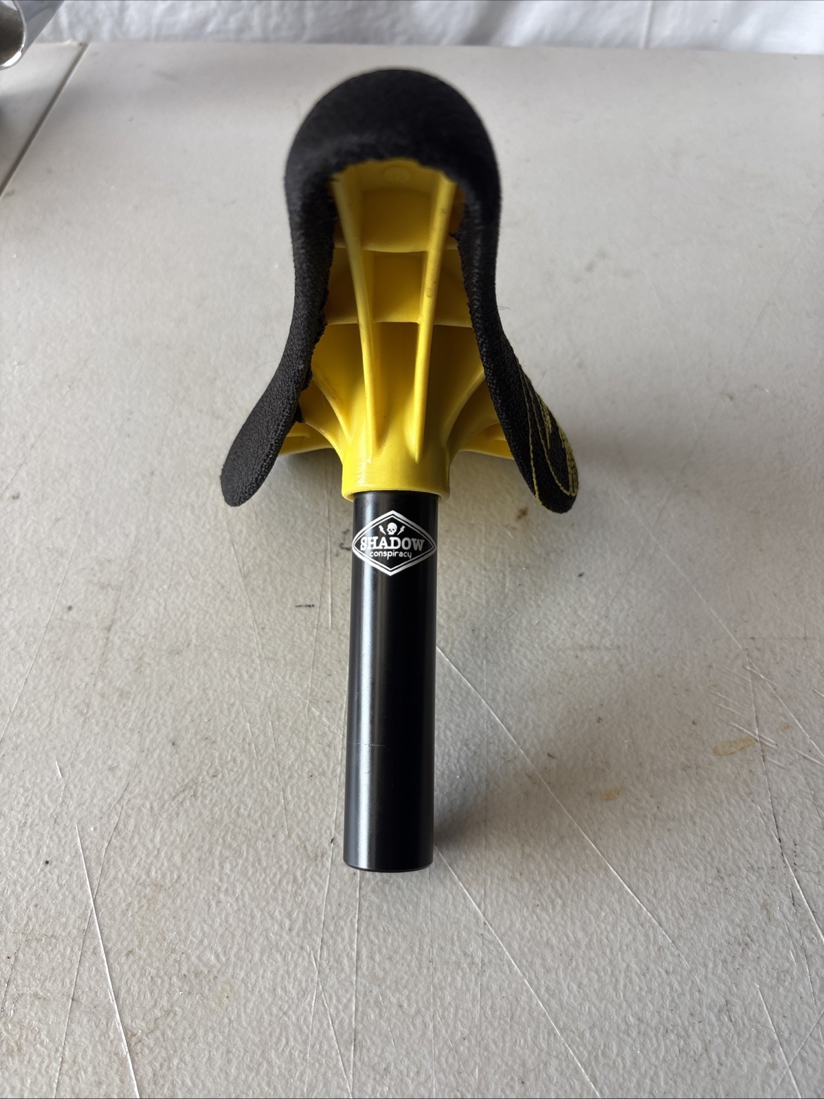 Shadow Conspiracy Bmx Seat Integrated Post Yellow Discontinued 25.4 New Takeoff