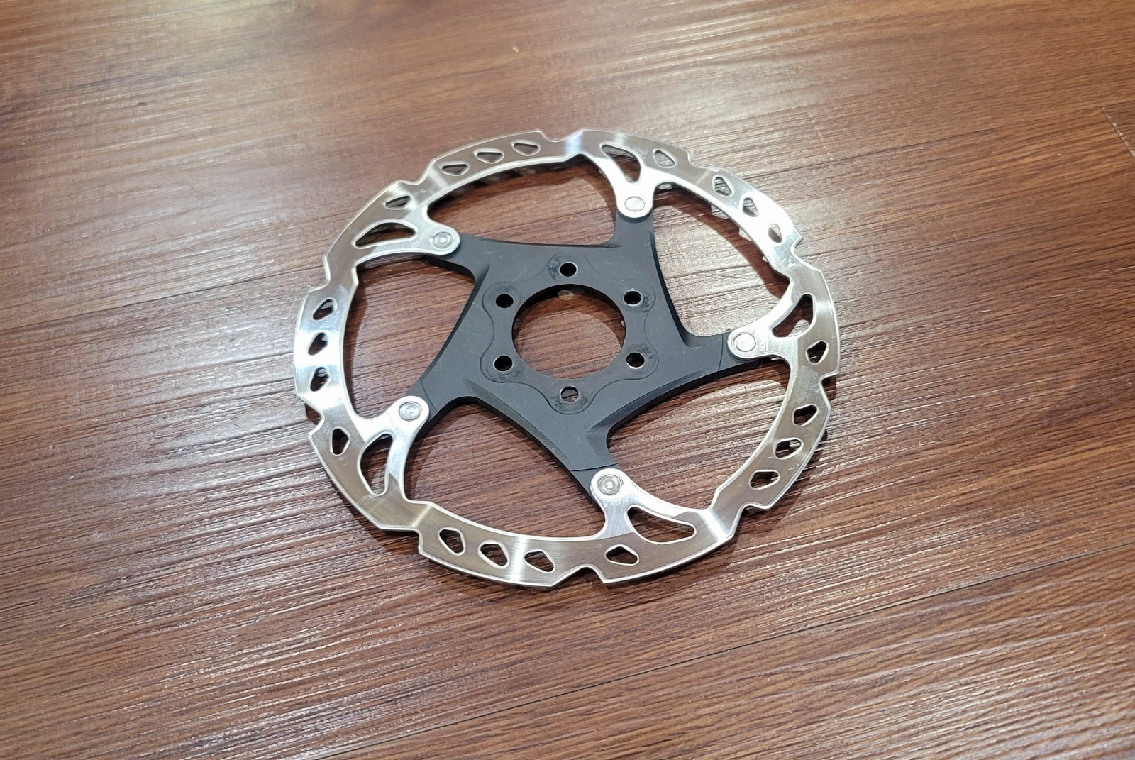 Shimano SM-RT76-S Disc Brake Rotor 160mm – lightly used