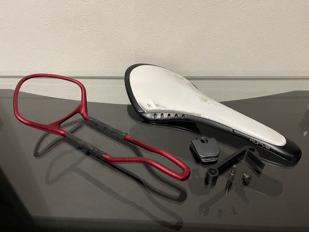 Fizik Kurve Snake Saddle Rare White Aluminum Rails 220g Limited Edition