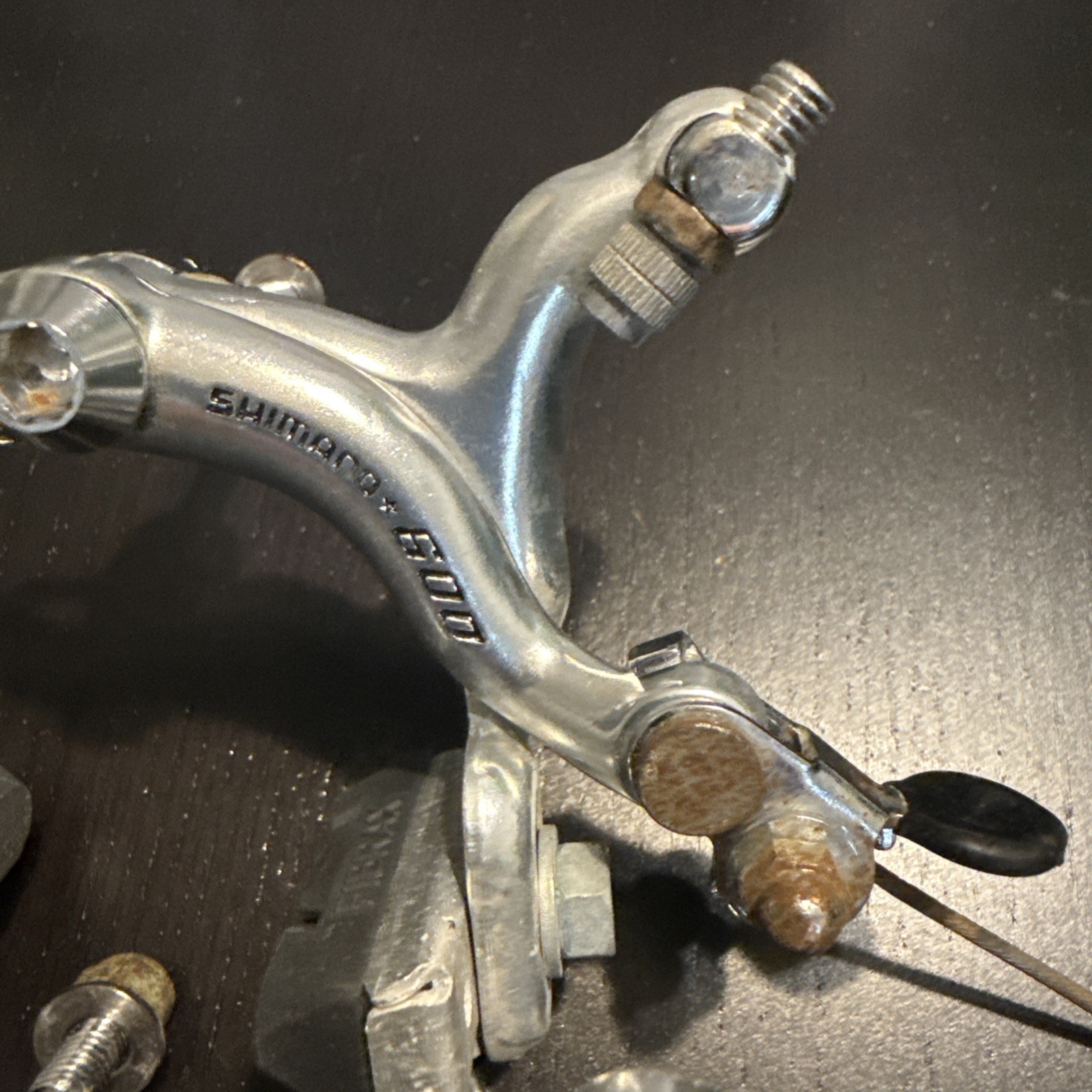 Shimano 600 Arabesque Vintage Brake Caliper Set Front Rear Nutted