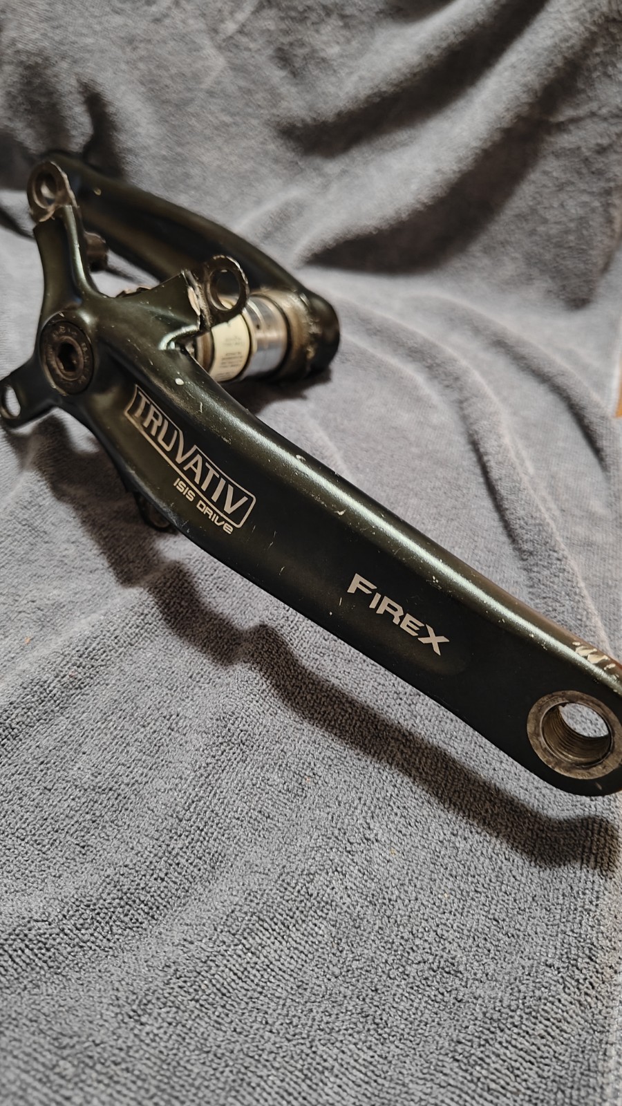 Truvativ FireX ISIS 175mm MTB Crankset w/ BB BSA 68mm Shell 113mm