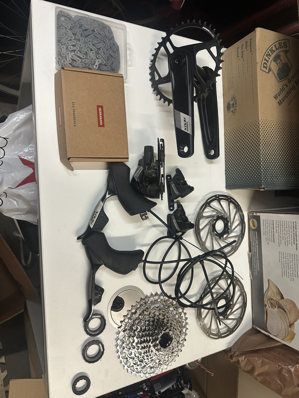 Sram Apex XPLR Axs 1×12 electronic groupset 170 DUB chainset
