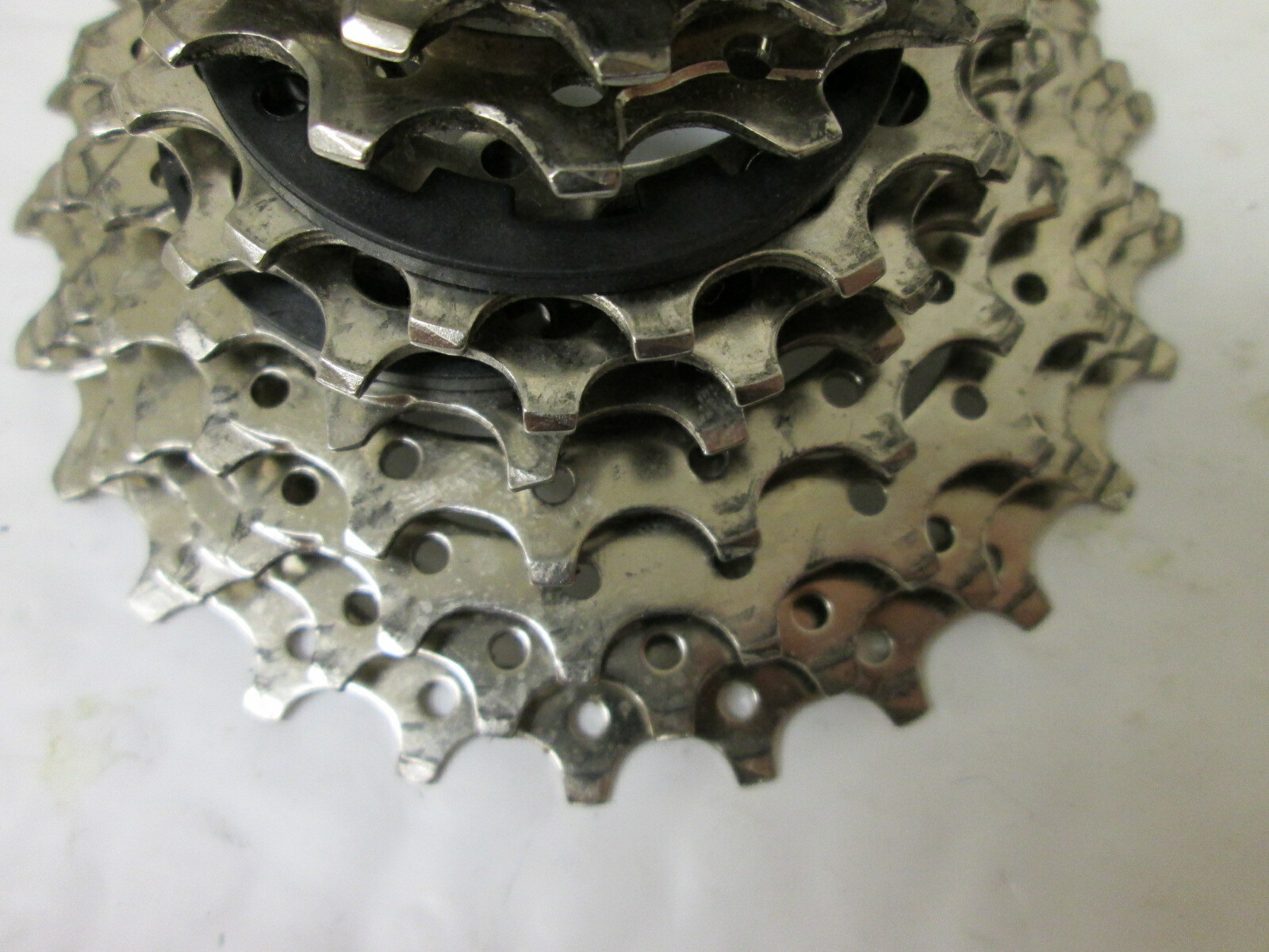 Shimano 105 CS-5700 10 speed 11-25t Road Bike Cassette