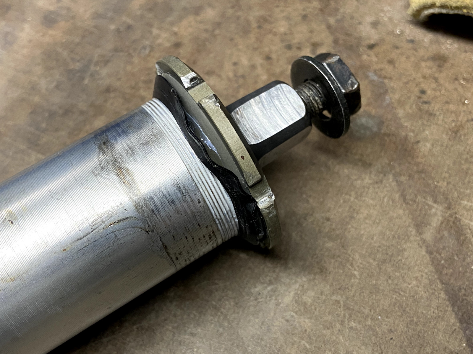 MAVIC 610 Sealed Cartridge Bottom Bracket 114mm spindle