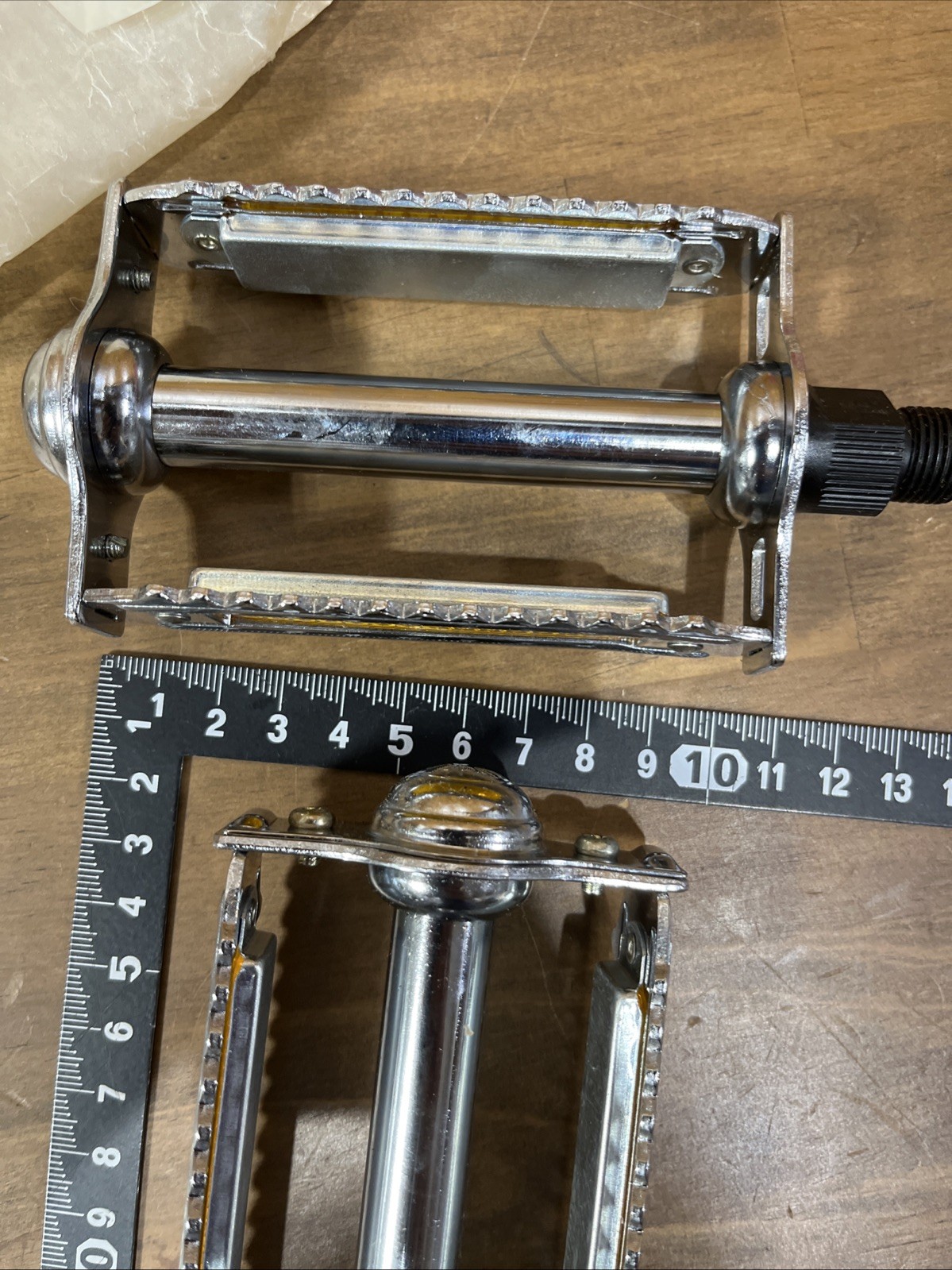 Vintage Steel KKT NOS Pedals 9/16 in Very nice condition Bicycle JAPAN Cateye
