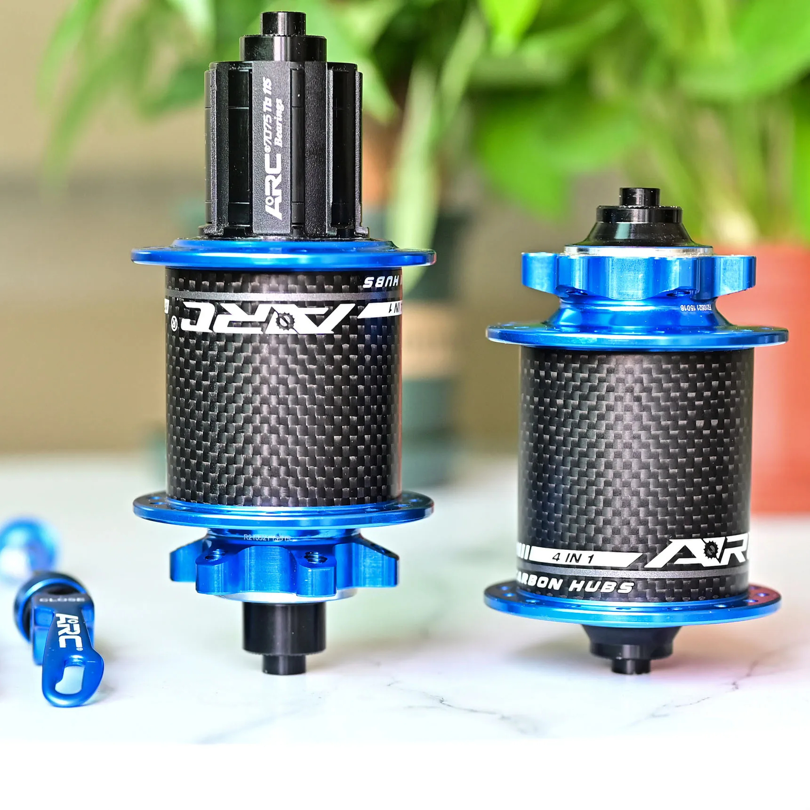 Carbon Fiber Mountain Bike Hubs 4 Sealed Bearing 6 Pawls 114 Click for HG XD MS