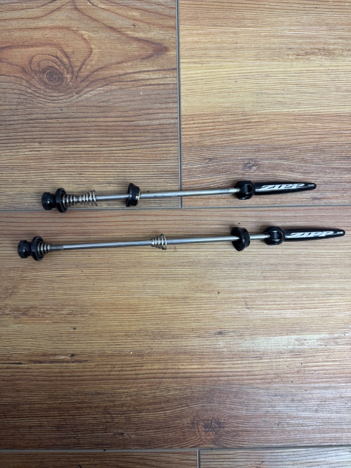 Zipp Stainless Steel Quick Release Skewer Set — see description