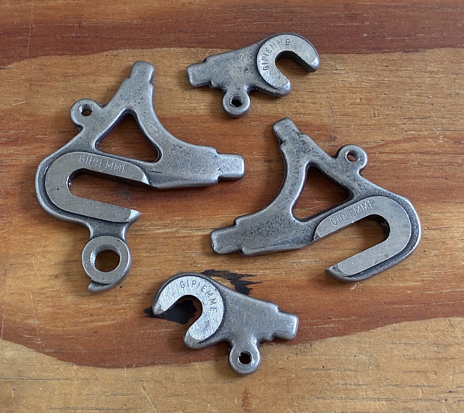 NOS Gipiemme Road Dropouts 4/set – Framebuilding Repair Supplies Front and Rear