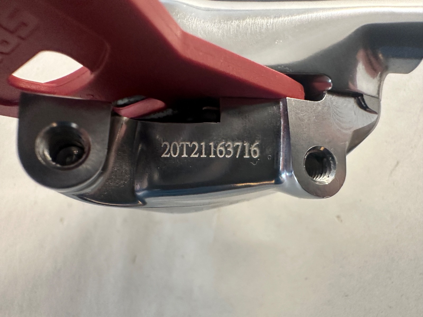 SRAM RED eTap AXS HRD Disc Brake Caliper, Flat Mount, Polar Grey, D1