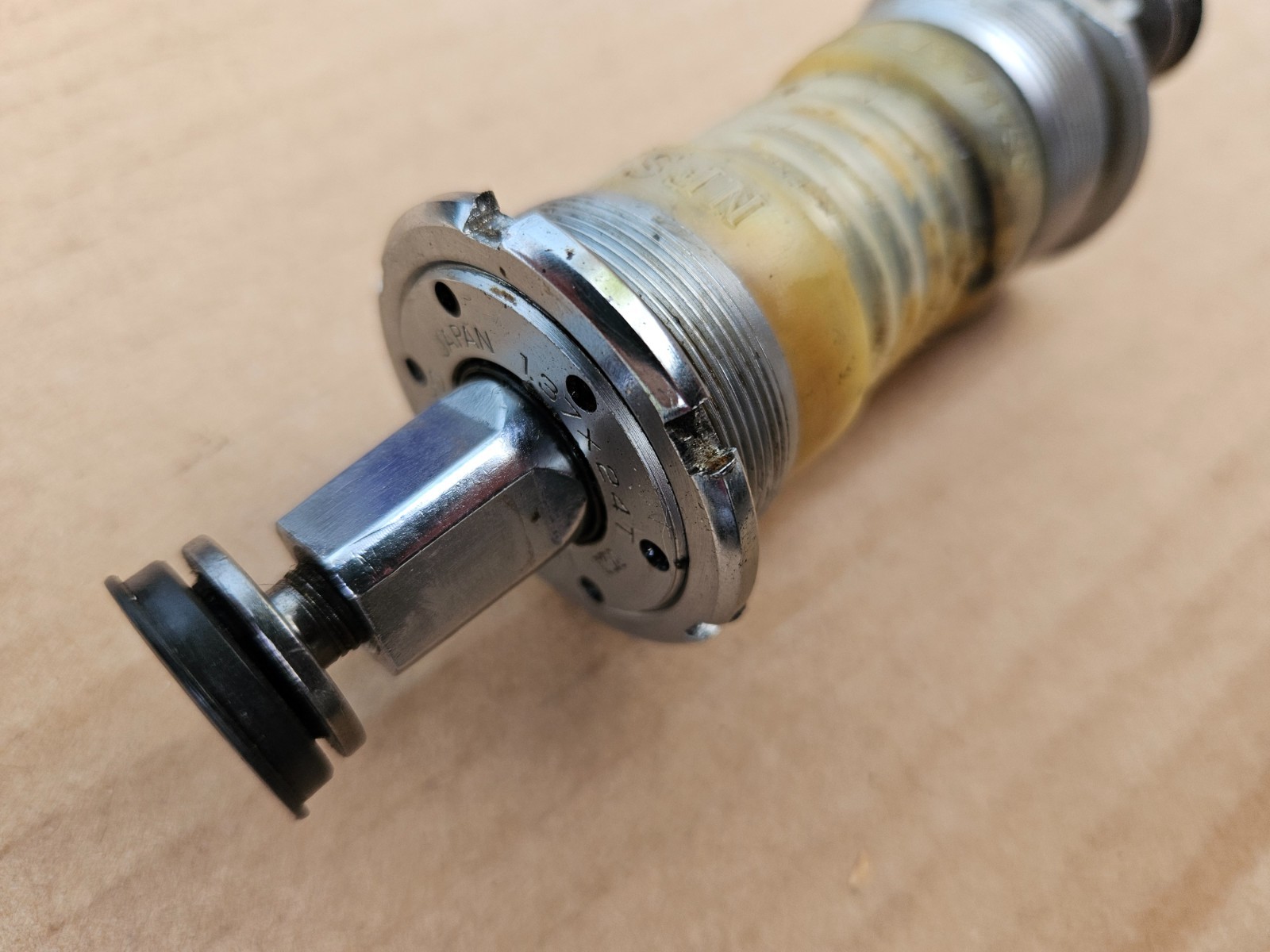 Vintage Shimano XT Deerhead Cup and Cone Bottom Bracket 68mm x 121.5mm Japan