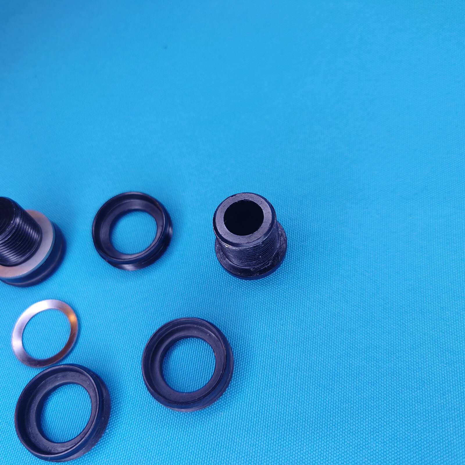 Full Speed Ahead FSA QR-2A & RPM Self-Extracting Crank Alloy Bolt M15 for Parts