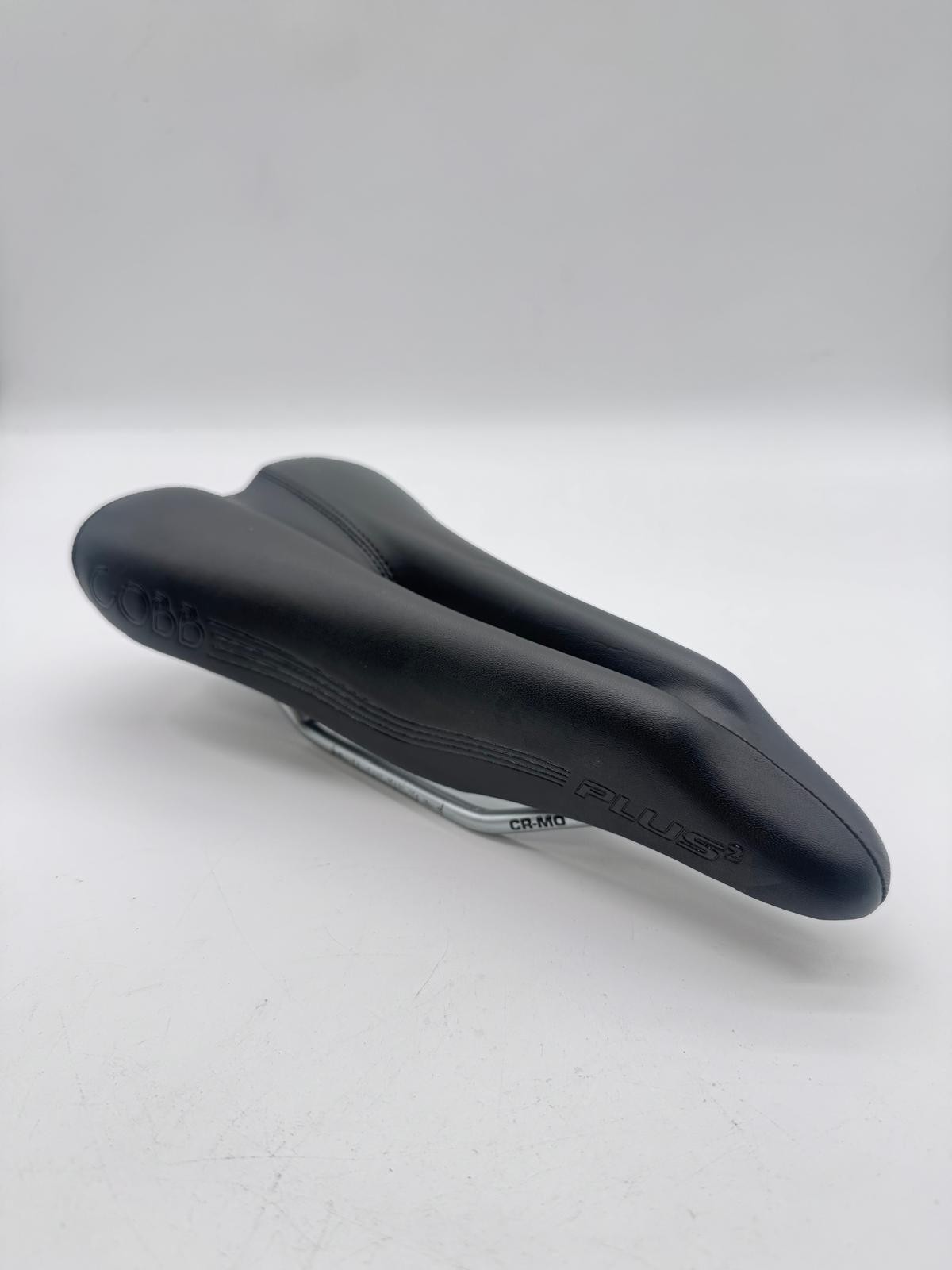 COBB Plus 2 130mm Triathlon Saddle Chromoly Rails
