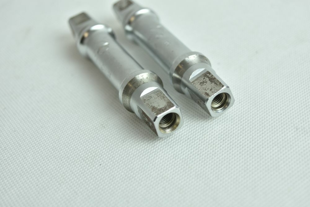 SHIMANO DURA ACE bb-7200 spindle square taper ! 70 x 109mm ! NOS – never used