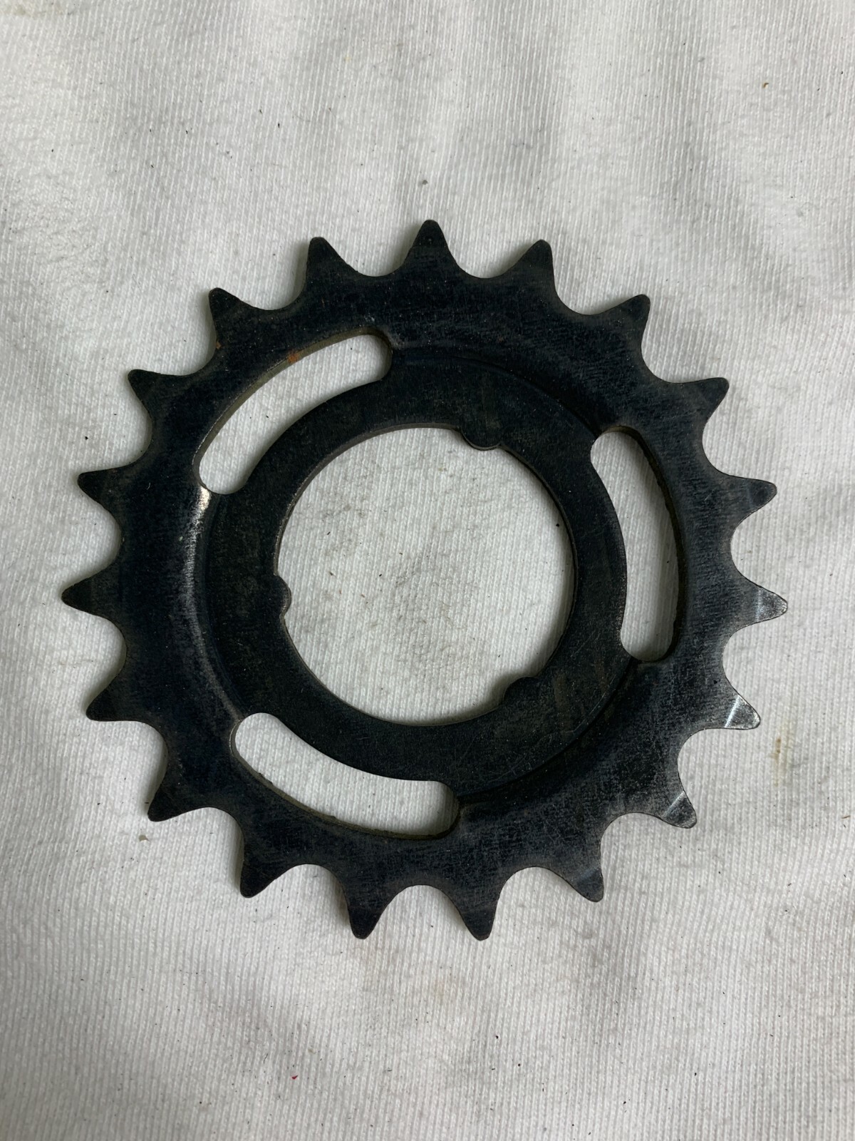 New Old Stock, Sturmey Archer 1/8″ Cog for Internally Geared Hubs, 19T, HSL 719