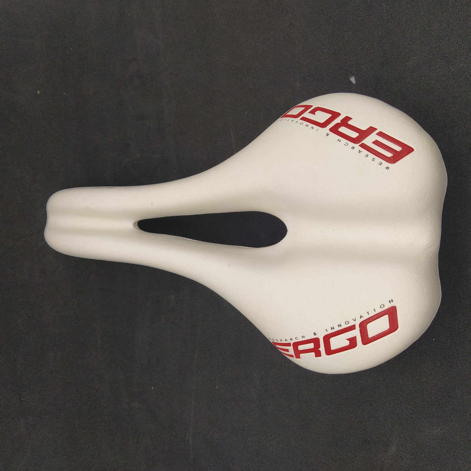 ERGO Force 140 Cr-MO Rail 282x140mm Ergonomic Design Saddle White