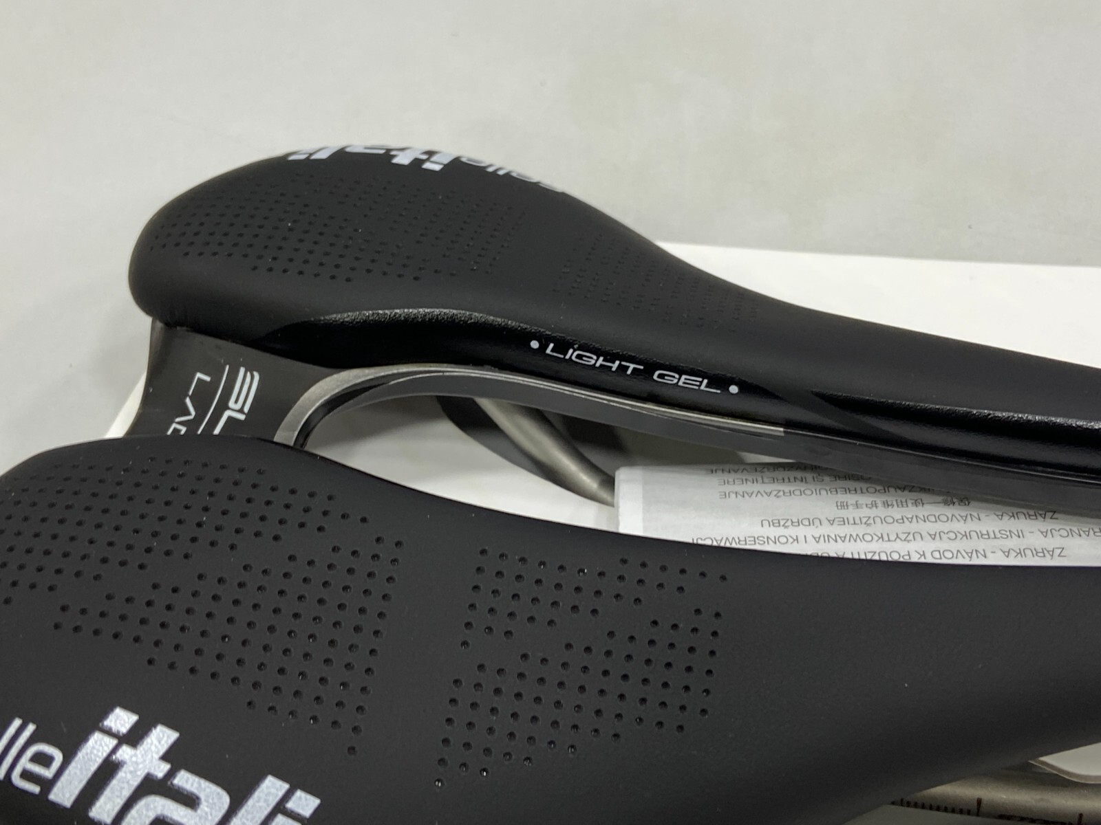 Selle Italia SLR Boost Lady Superflow L3 (145x248mm) TI 316 Rail Saddle (Black)