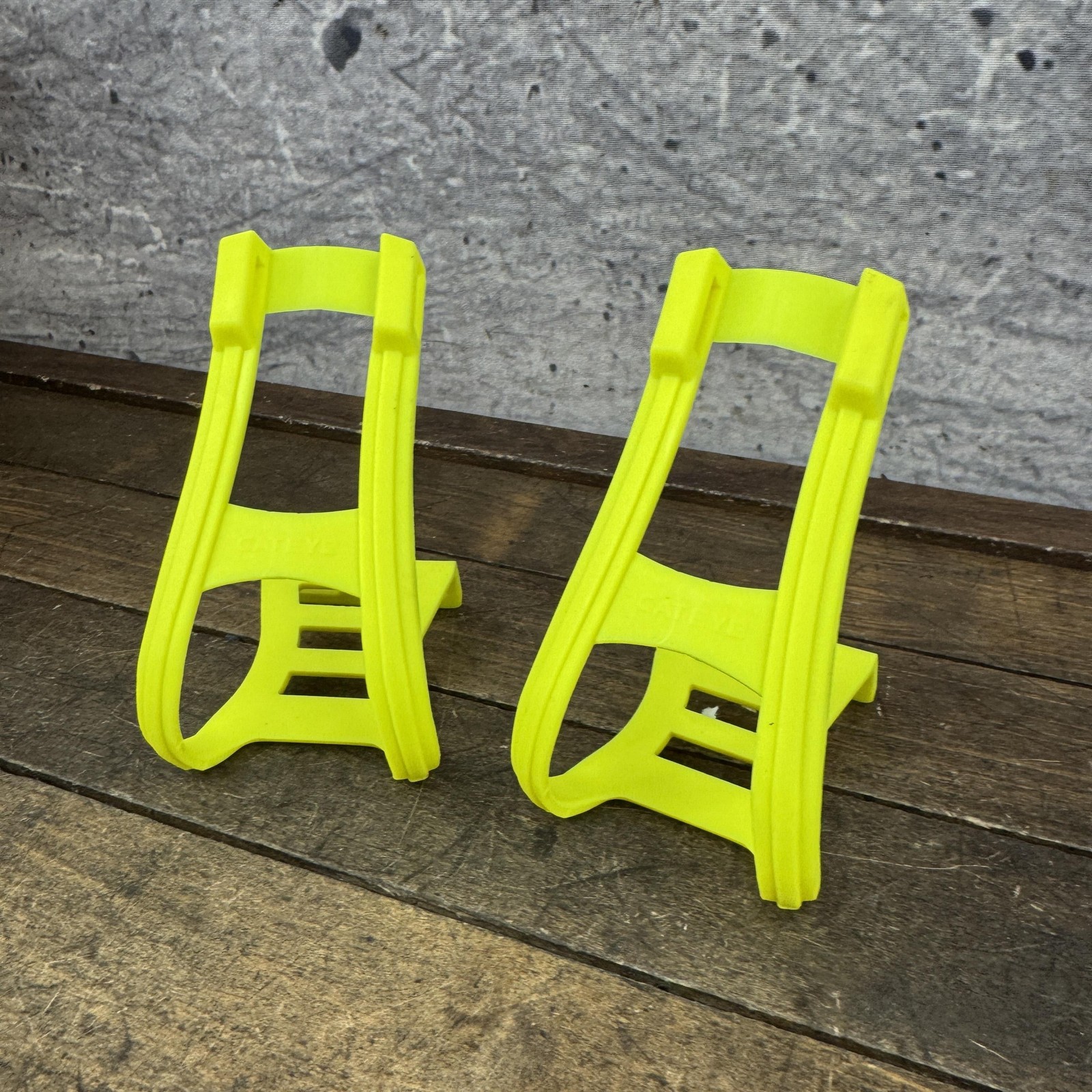 Vintage CatEye TC-200 Toe Clips Neon Yellow NOS Plastic 90s MTB Road Japan