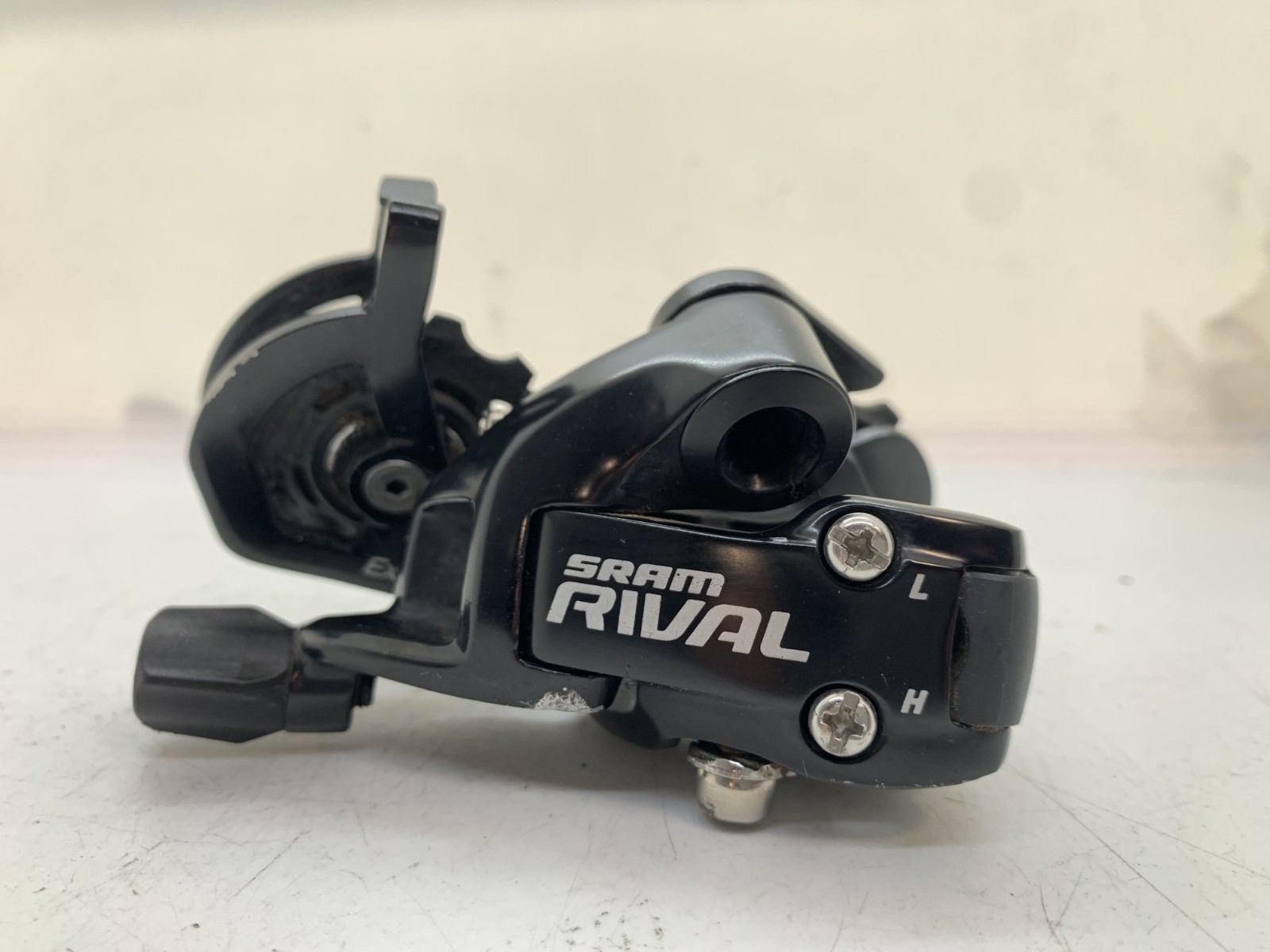 2009 sram rival short cage rear derailleur 10 speed
