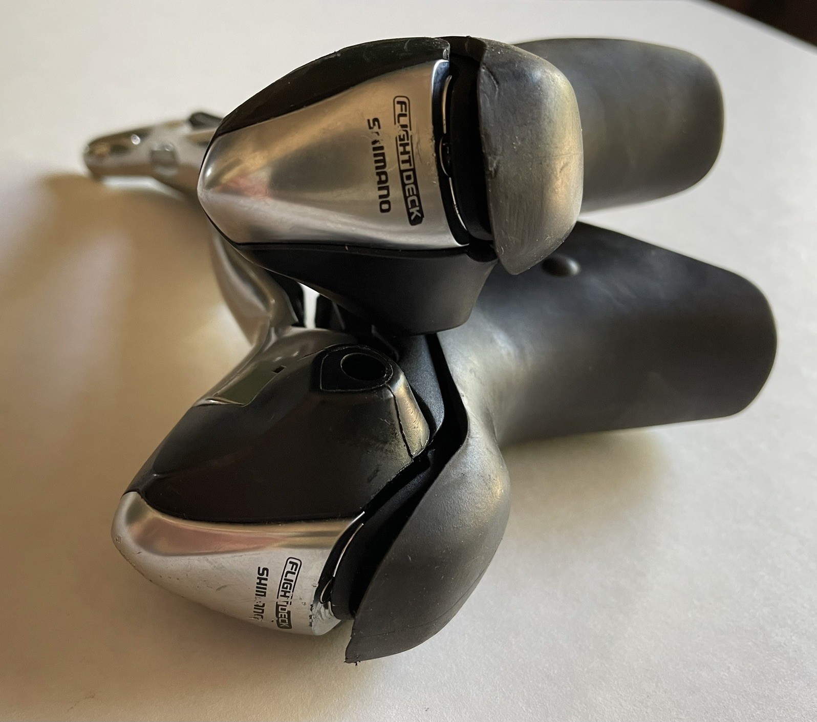 SHIMANO 105 FLIGHT DECK SHIFTERS Left/Right Brake Levers 540g 2/3×10 ST-R700