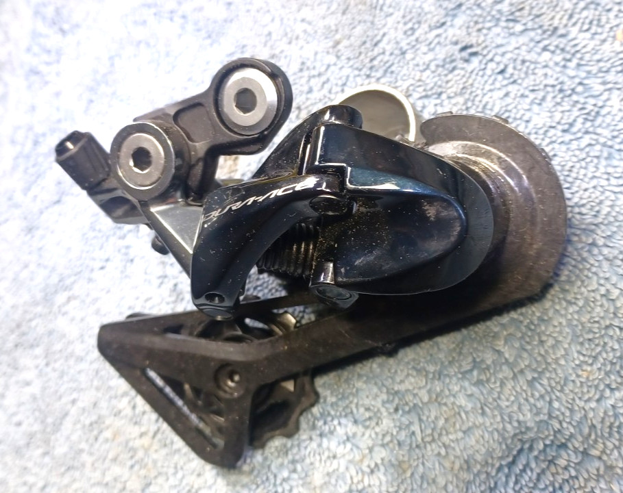 VGC, used, Shimano Dura Ace RD-R9100, 11 Speed, Cable Shift Rear Derailleur