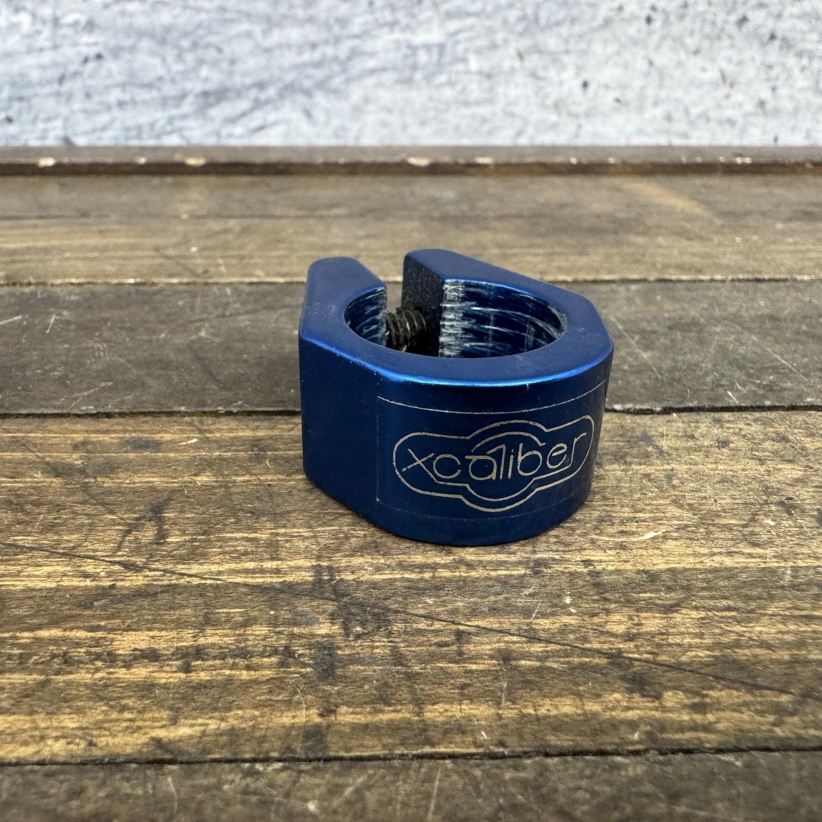 VIntage Xcaliber BMX Seatpost Clamp 25.4mm Blue Alloy 80s OG X-Caliber Collar