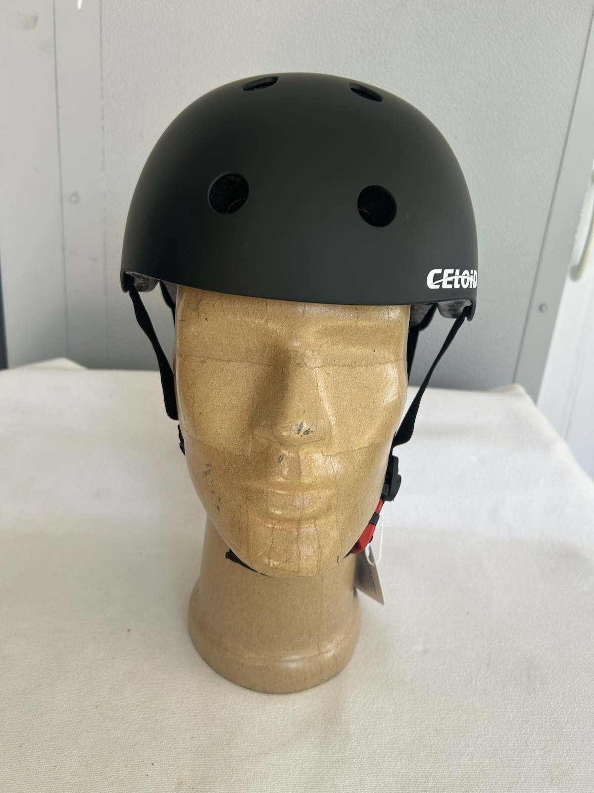 Protective Gear Head Protection Adjustable Black Adult Medium