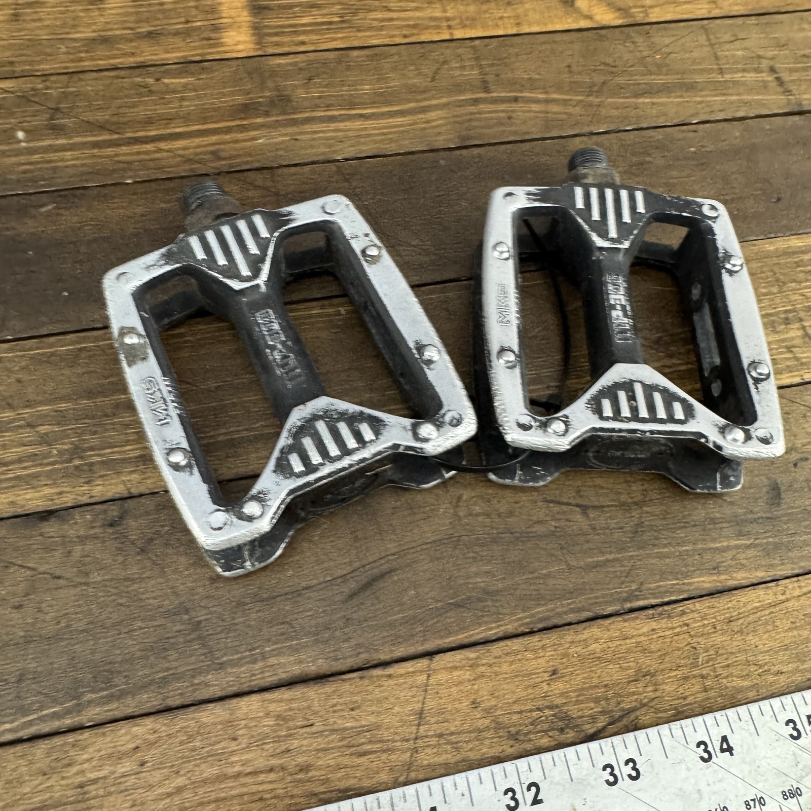 Vintage MKS Japan MP-303 Mountain Bike Pedals BMX 1980s 9/16 Platform 495