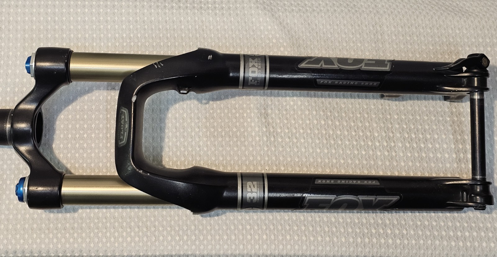 FOX FLOAT MTB SUSPENSION FORK, 26″, 140MM. Excellent