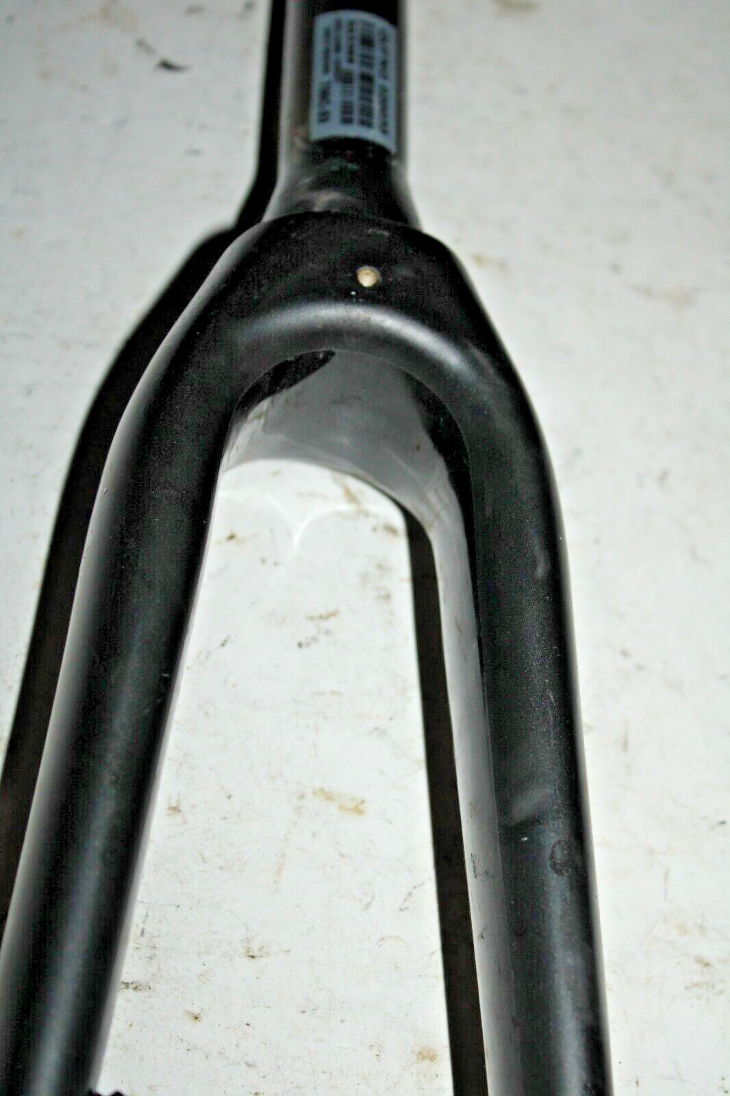 Trek Emonda Carbon Road Bike Fork 11/8″ Tapered 38.4 220mm Disc 378g Thru Axle