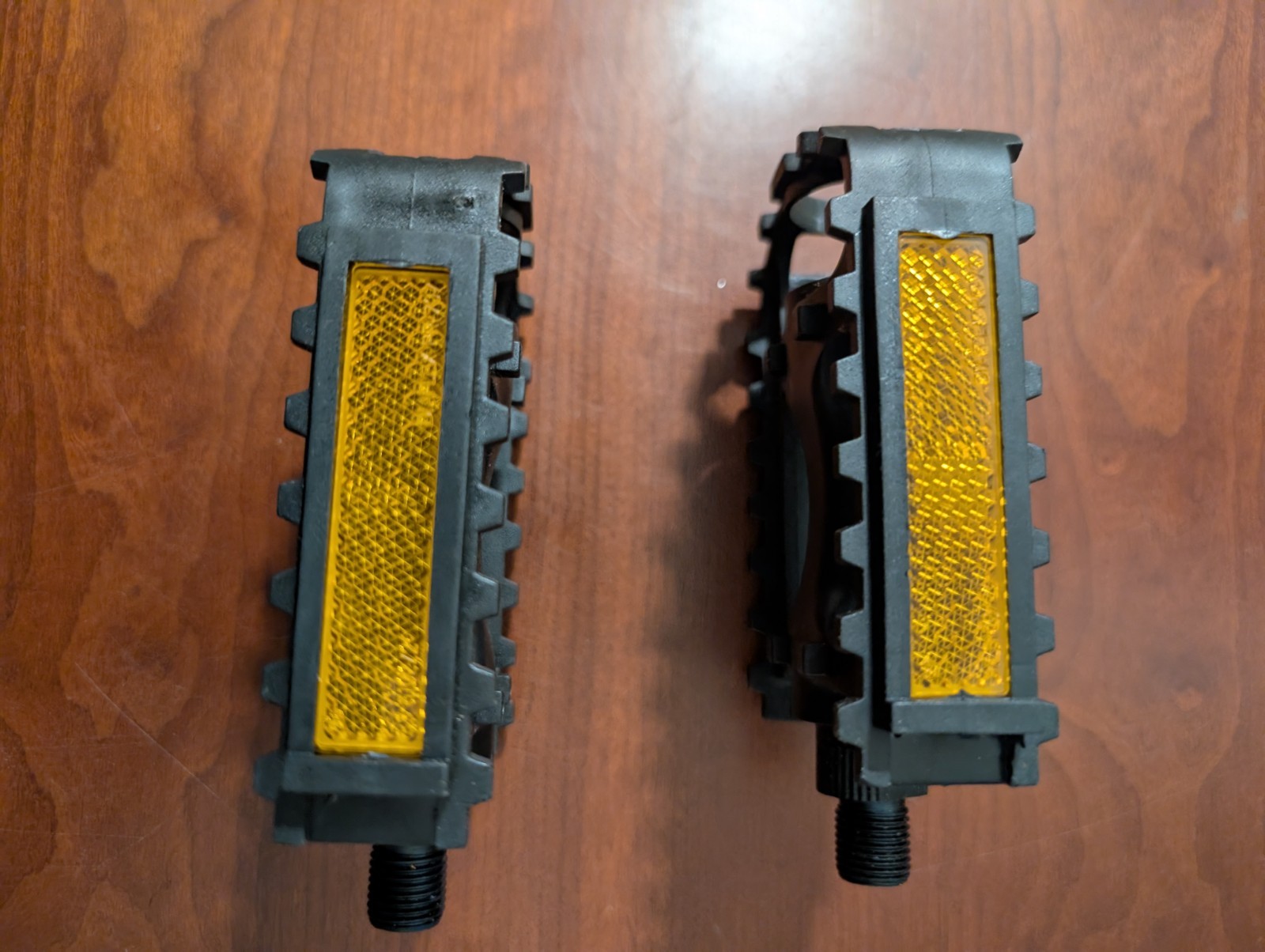 Black Plastic Platform Bicycle Pedals Pair w/ Yellow Reflectors